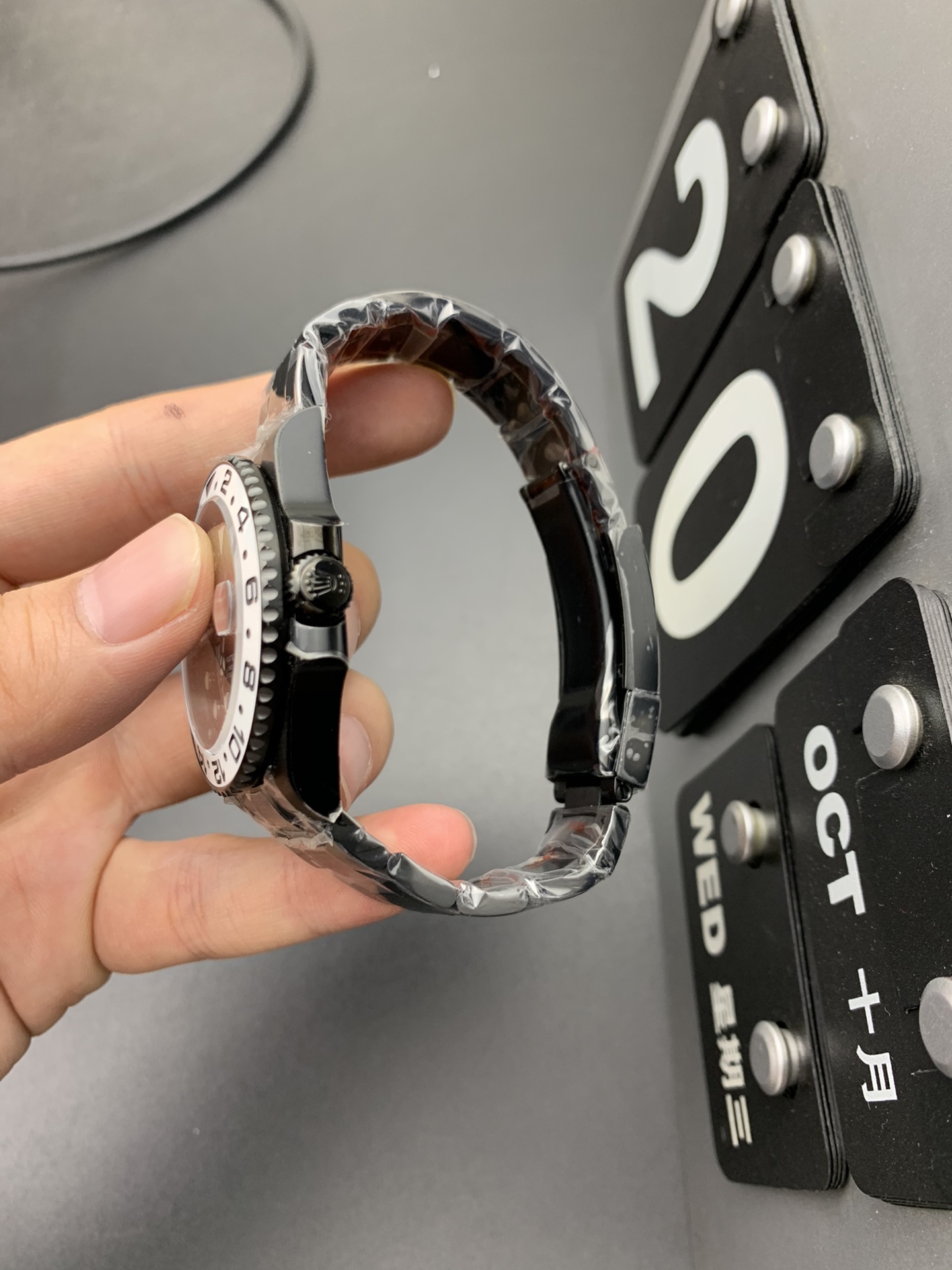 劳力士GMT-MASTER II 全黑陶瓷复刻腕表 劳力士GMT-MASTER II 全黑陶瓷复刻腕表