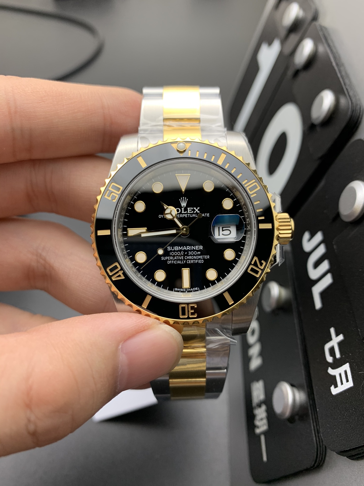 劳力士潜航者型间金黑水鬼机械腕表