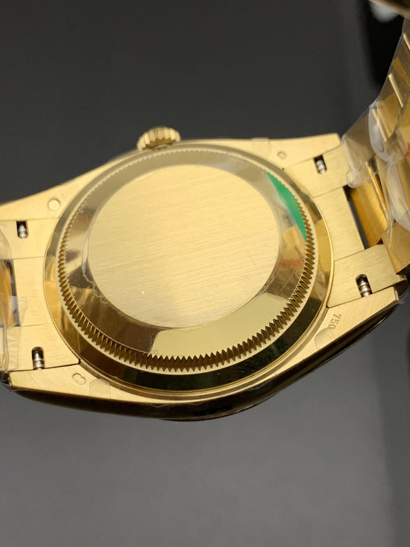 劳力士星期日历型渐变绿盘镶钻18K黄金腕表 劳力士星期日历型渐变绿盘镶钻18K黄金腕表