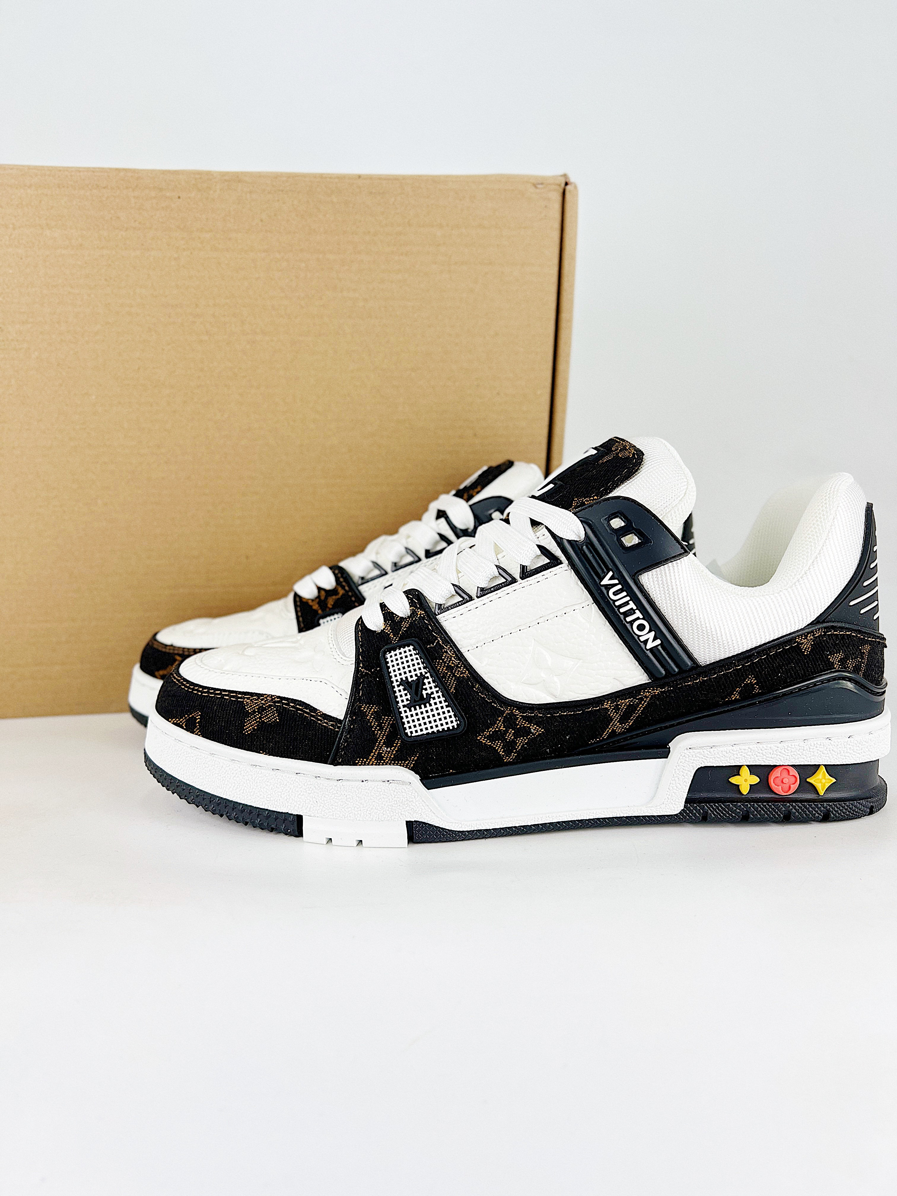 LV路易威登Trainer老花拼色休闲板鞋